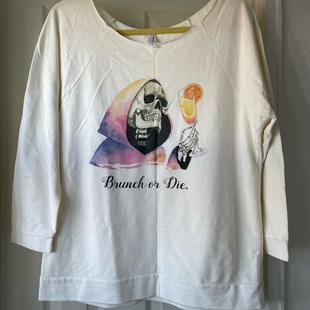 Brunch or Die graphic quarter sleeve